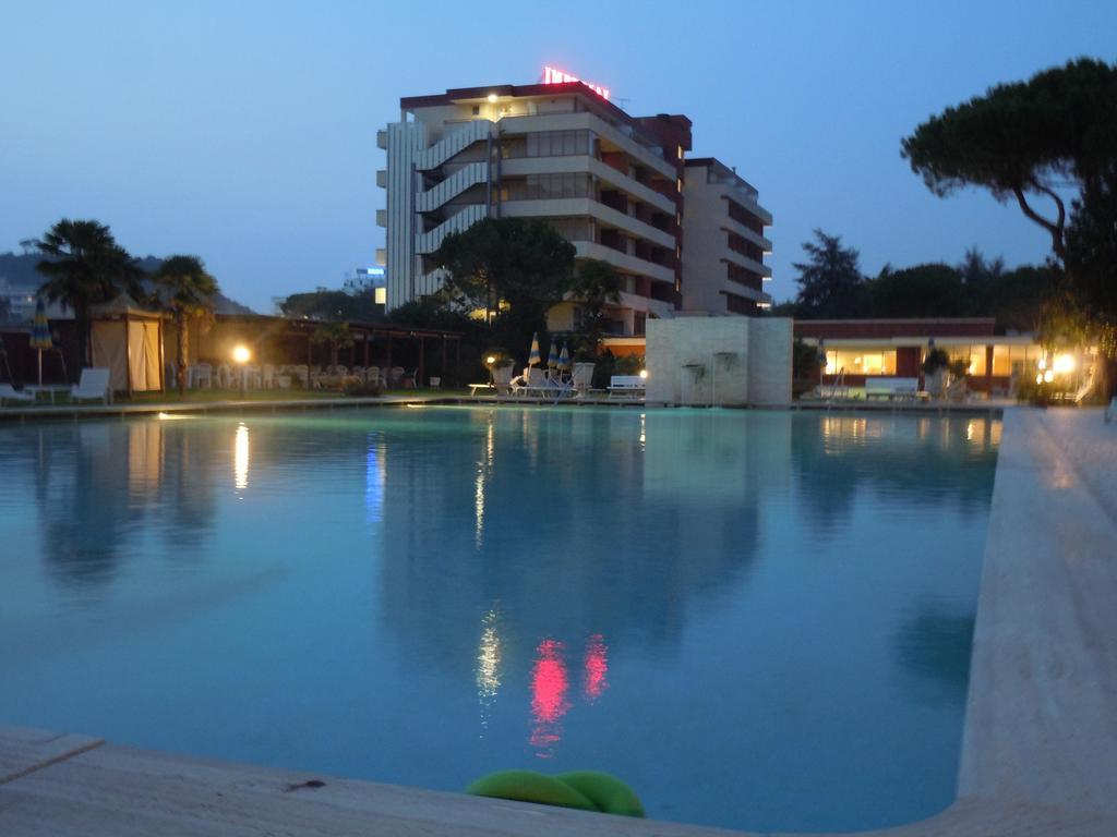 מונטגרוטו טרמה Hotel Terme Imperial מראה חיצוני תמונה