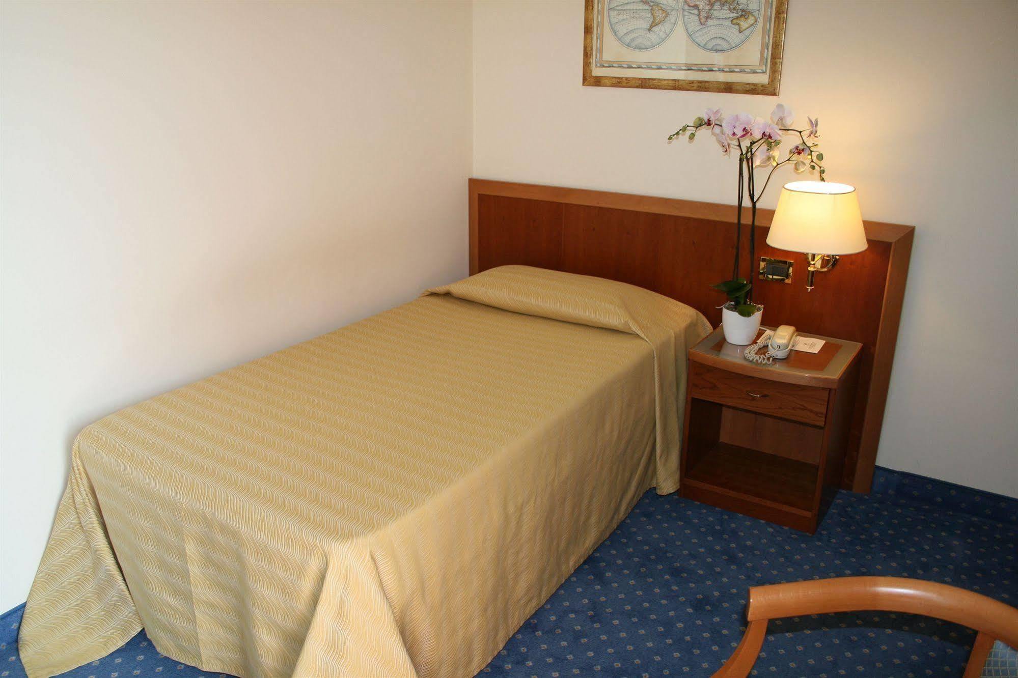 מונטגרוטו טרמה Hotel Terme Imperial מראה חיצוני תמונה