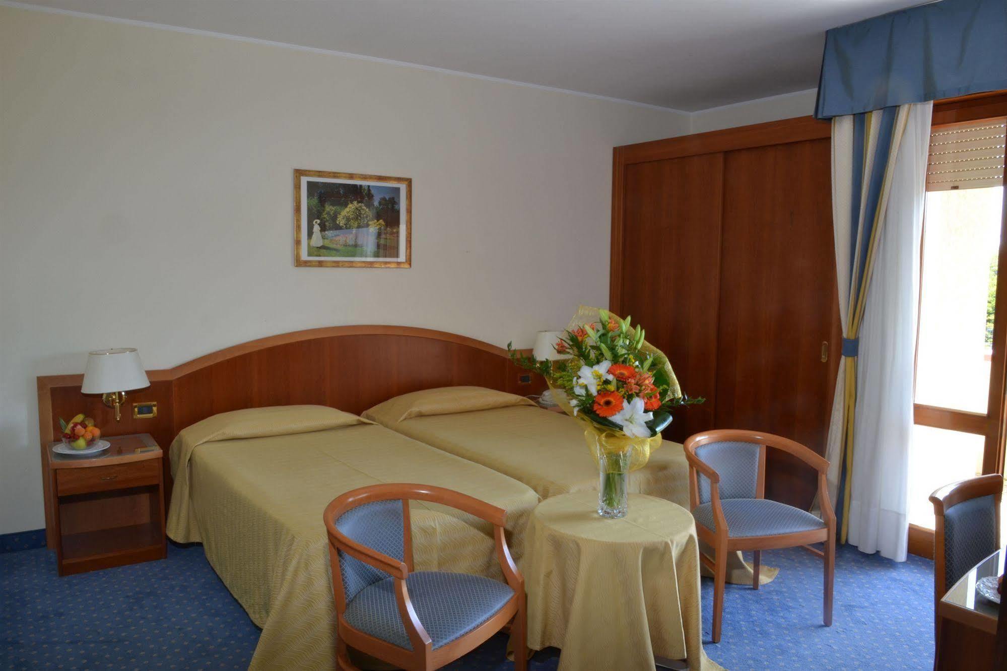 מונטגרוטו טרמה Hotel Terme Imperial מראה חיצוני תמונה